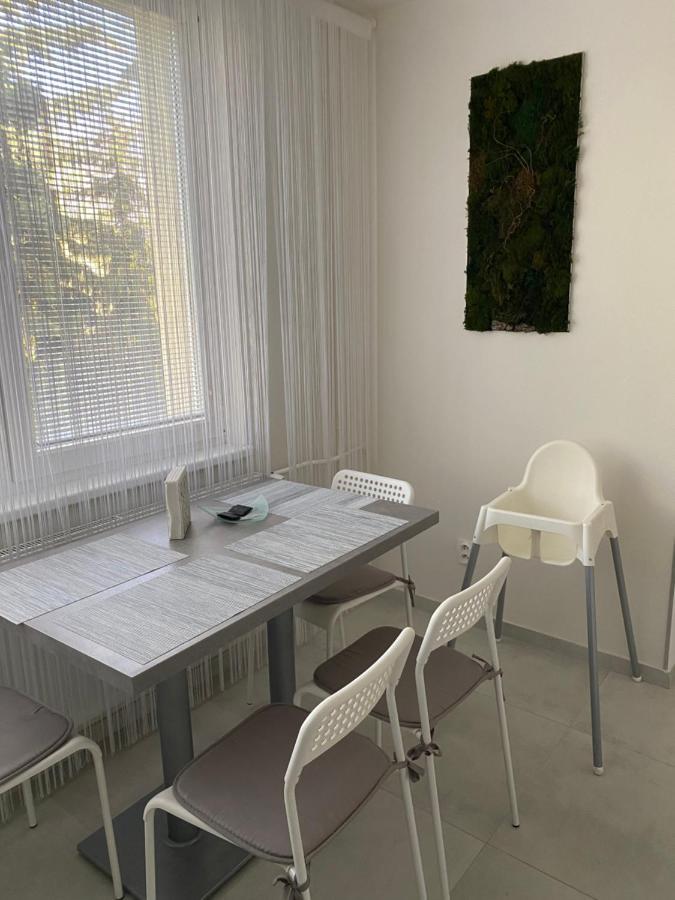 Apartman Nitra Exteriör bild